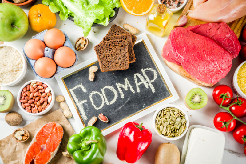 Dieta s nízkým obsahem FODMAP pomůže při zácpě, průjmech nebo nadýmání, které způsobuje syndrom dráždivého tračníku (IBS).